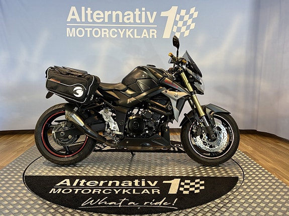 Suzuki GSR750 ABS - Alternativ 1 MC