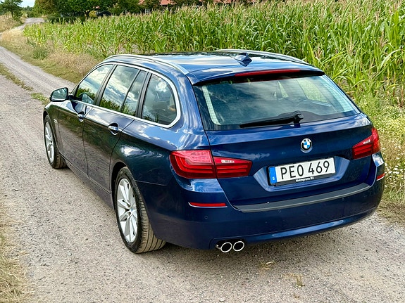 BMW 520d 2 of 3