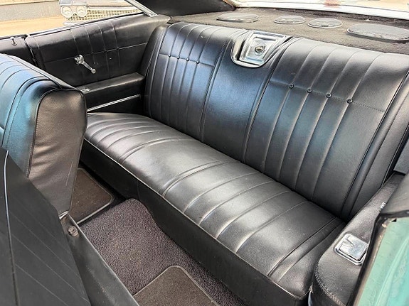 Chevrolet Impala 23 of 30