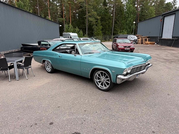 Chevrolet Impala 2 of 30