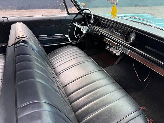 Chevrolet Impala 17 of 30