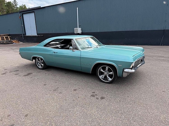 Chevrolet Impala 11 of 30