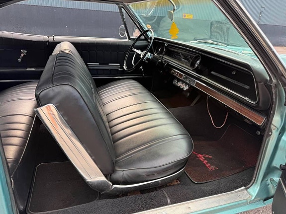 Chevrolet Impala 26 of 30