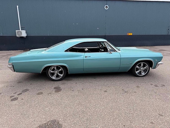Chevrolet Impala 6 of 30