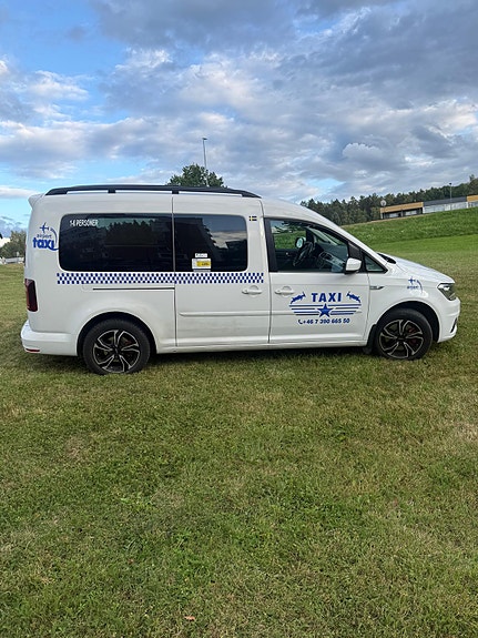 Volkswagen Caddy Maxi 4 of 7