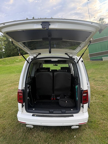 Volkswagen Caddy Maxi 7 of 7