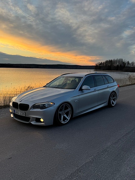 BMW 520d 4 of 7