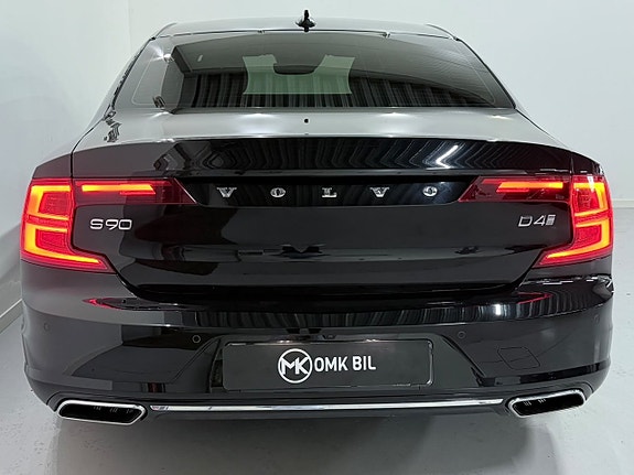 Volvo S90 9 of 30