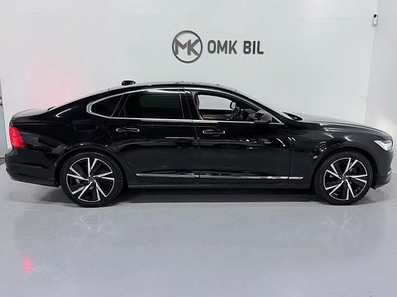 Volvo S90 4 of 30