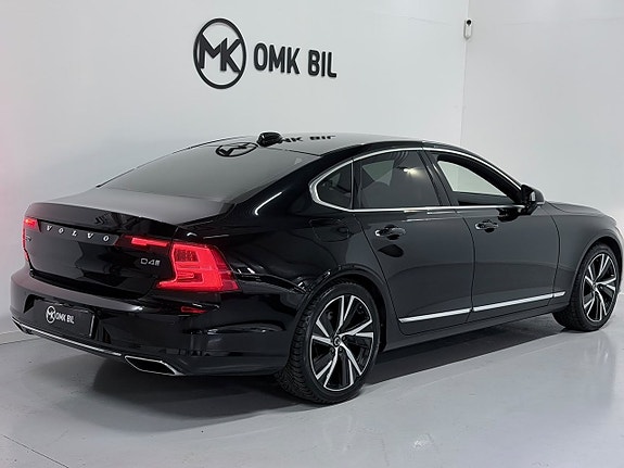 Volvo S90 3 of 30