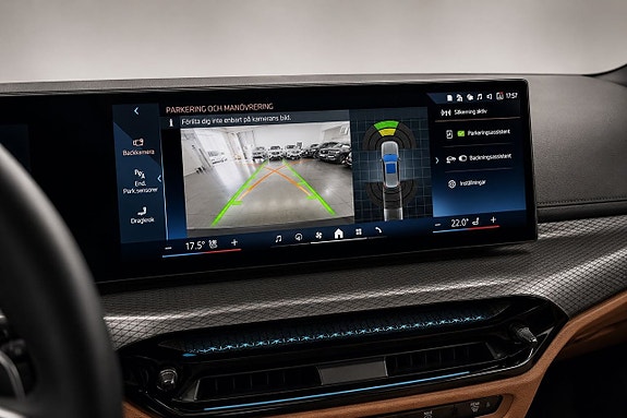 BMW 330e 18 of 25