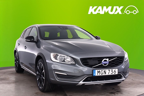 Volvo V60 Cross Country 8 of 21