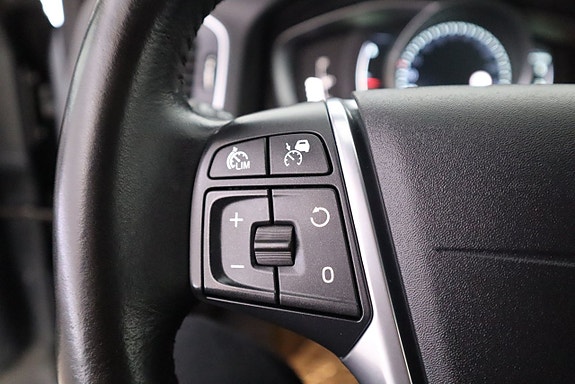 Volvo V60 Cross Country 16 of 21