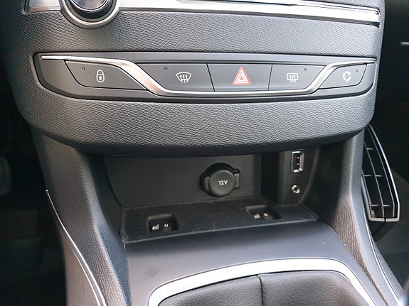 Peugeot 308 SW 24 of 29