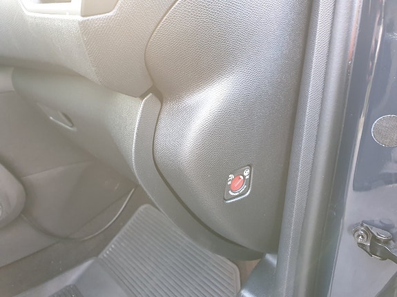Peugeot 308 SW 22 of 29