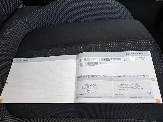 Peugeot 308 SW 25 of 29