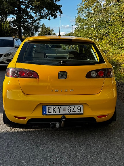 Seat Ibiza 4 of 11
