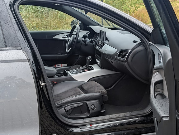 Audi A6 7 of 12