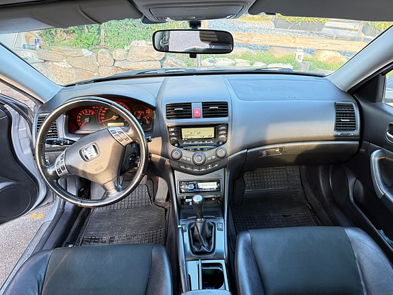 Honda Accord 5 of 7