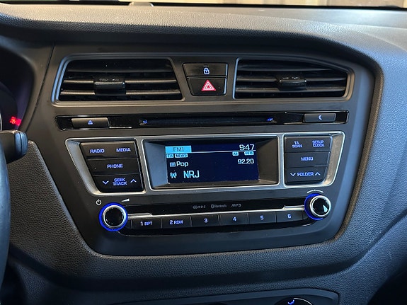 Hyundai i20 9 of 16