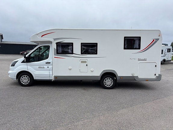 Roller Team AUTO-ROLLER 265 TL Queenbed - Taksäng - 3500kg & B-kort - Solcell - Ugn 5 of 24