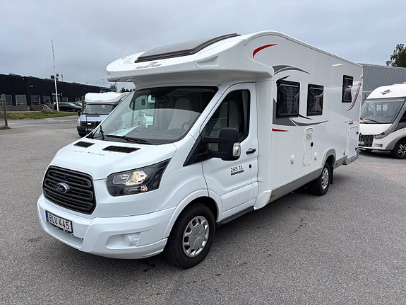 Roller Team AUTO-ROLLER 265 TL Queenbed - Taksäng - 3500kg & B-kort - Solcell - Ugn 6 of 24