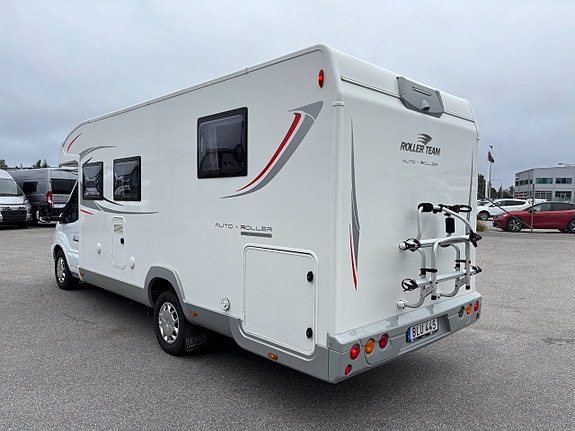 Roller Team AUTO-ROLLER 265 TL Queenbed - Taksäng - 3500kg & B-kort - Solcell - Ugn 4 of 24