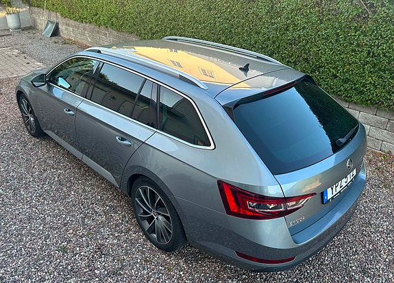 Skoda Superb 6 of 14