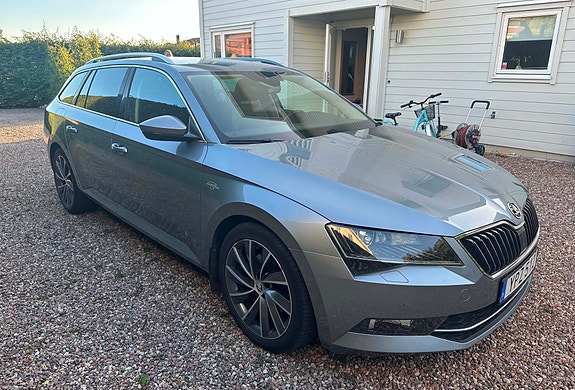 Skoda Superb 3 of 14