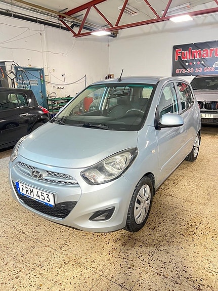 Hyundai i10 3 of 12
