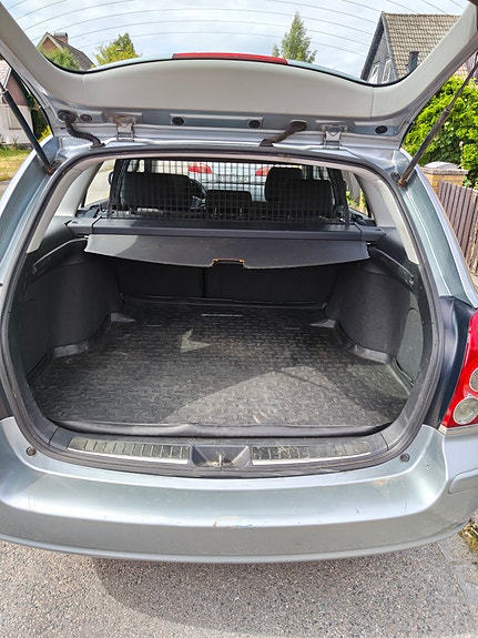 Toyota Avensis 6 of 7