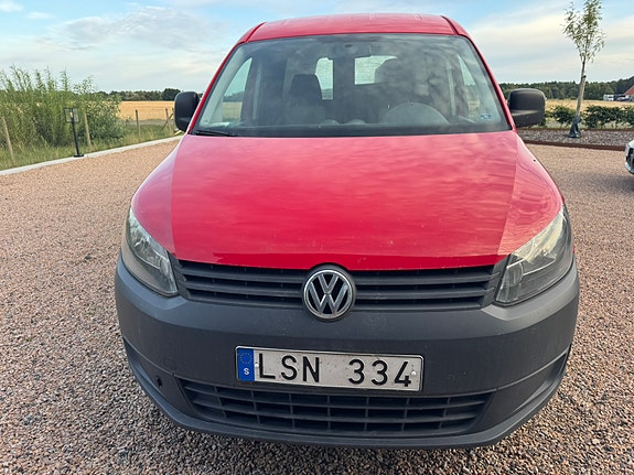 Volkswagen Caddy Maxi 4 of 6