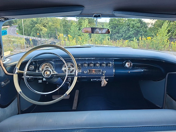 Chrysler New Yorker 5 of 9
