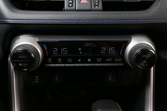 Toyota RAV4 21 of 25