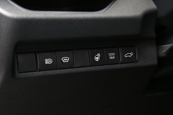 Toyota RAV4 12 of 25