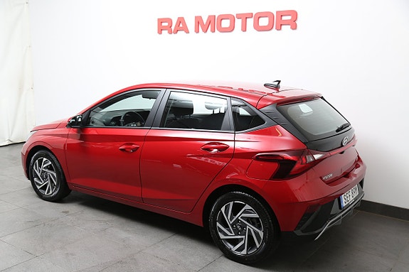 Hyundai i20 4 of 26