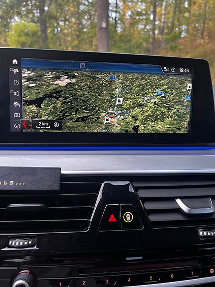 BMW 520d 4 of 8