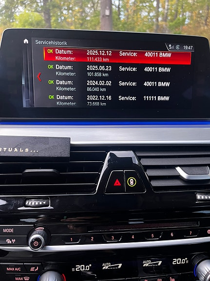 BMW 520d 3 of 8