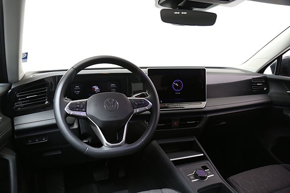Volkswagen Tiguan 13 of 25