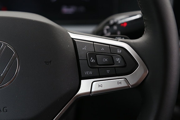 Volkswagen Tiguan 16 of 25
