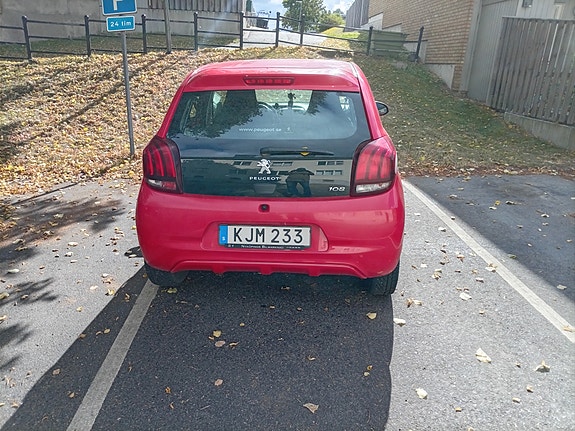 Peugeot 108 3 of 7