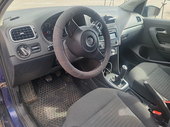 Volkswagen Polo 6 of 6