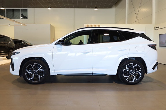 Hyundai Tucson 8 of 30