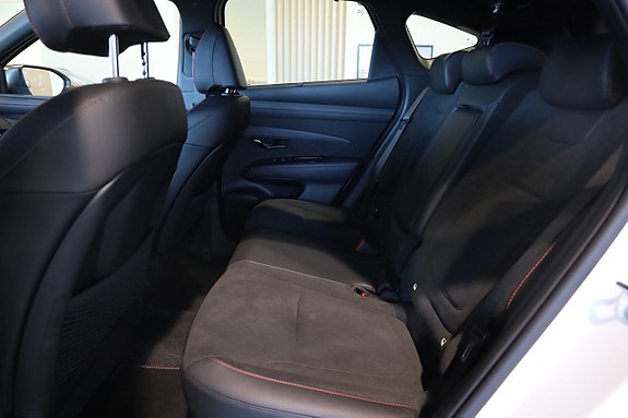 Hyundai Tucson 16 of 30