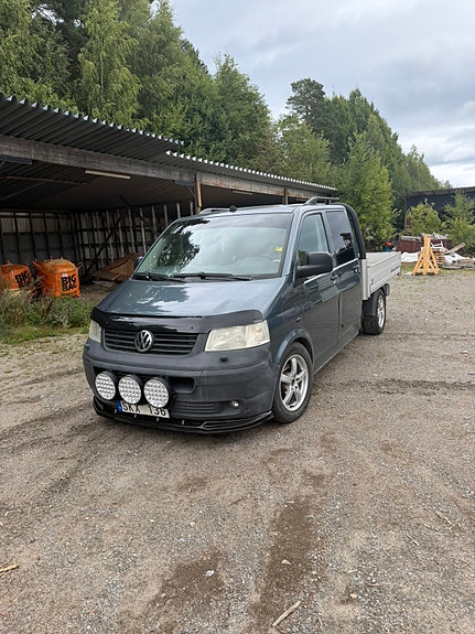 Volkswagen Transporter 2 of 8