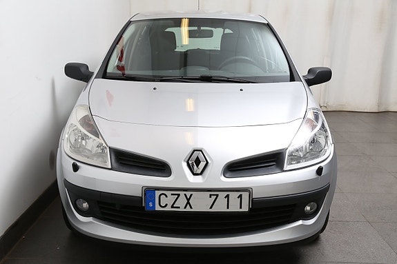 Renault Clio 5 of 23