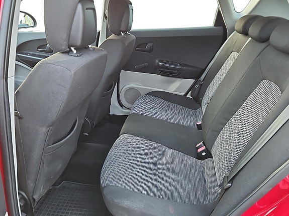 Kia Ceed 7 of 8