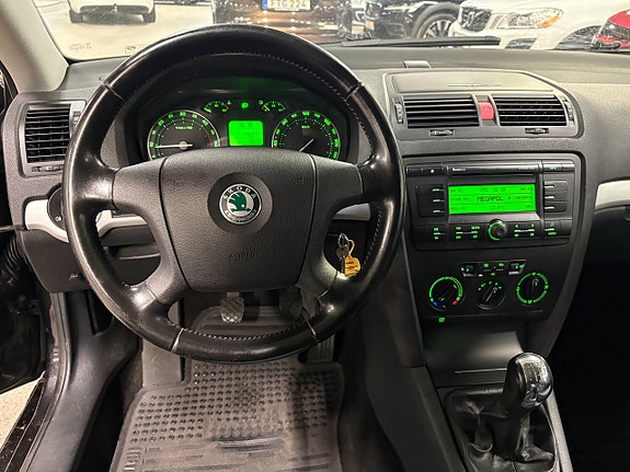 Skoda Octavia 6 of 8