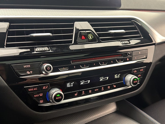 BMW 520d 24 of 30