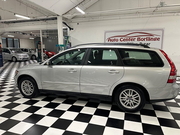 Volvo V50 8 of 15